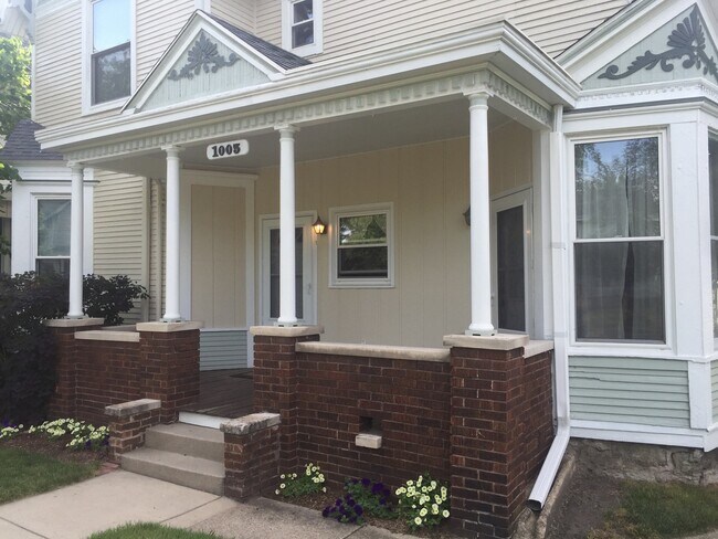 1005 Columbia Ave in Fort Wayne, IN - Building Photo - Building Photo