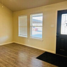 317 81st St in Lubbock, TX - Building Photo - Building Photo