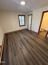 3506 Ivy Commons Dr, Unit 301 in Raleigh, NC - Building Photo - Building Photo