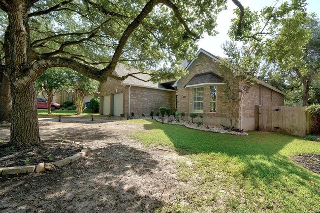 6563 Needham Ln in Austin, TX - Building Photo - Building Photo