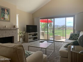 7356 N Vía Camello Del Norte in Scottsdale, AZ - Building Photo
