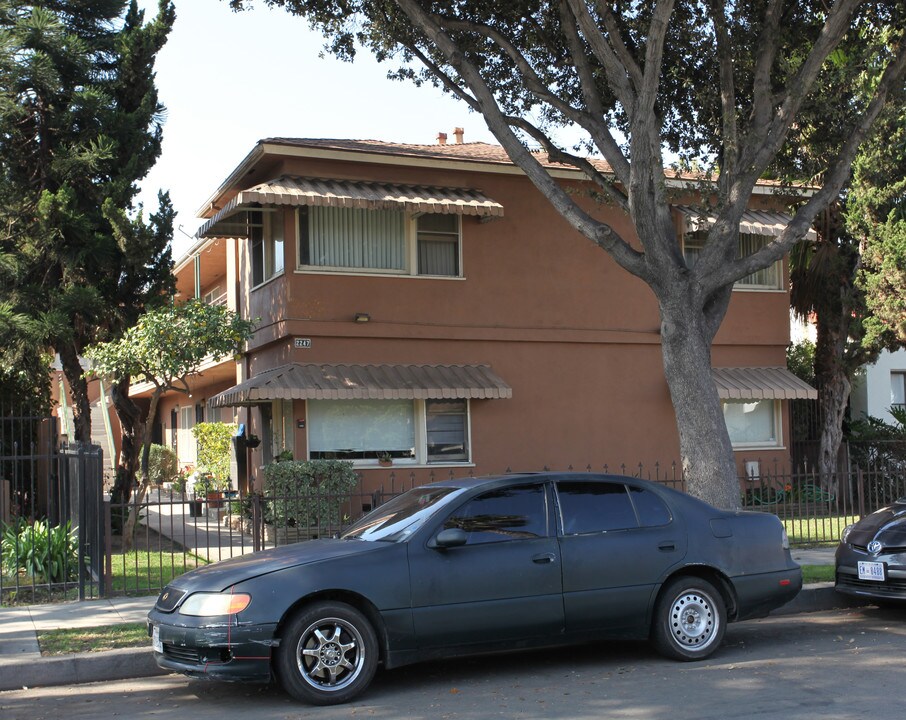 2247 Earl Ave in Long Beach, CA - Building Photo