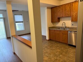 2282 Flagstone Ln in Carpentersville, IL - Building Photo - Building Photo