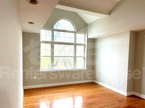 6813 Bellona Ave in Baltimore, MD - Foto de edificio - Building Photo