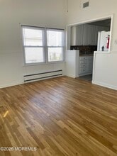 237 Seabreeze Ave in Middletown, NJ - Building Photo - Building Photo