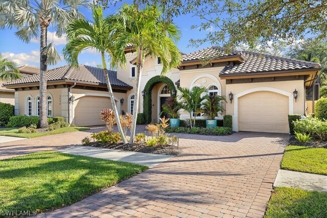 9094 Sahalee Ct in Naples, FL - Foto de edificio - Building Photo