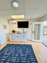 539 San Dieguito Dr in Encinitas, CA - Building Photo - Building Photo