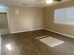 1661 Princess Helen Rd W in Mobile, AL - Building Photo - Building Photo