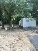 4389 Trailer Park Ct in Milton, FL - Building Photo - Building Photo