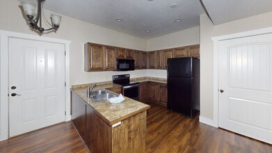 67 E 200 N, Unit 301 in Provo, UT - Building Photo - Building Photo