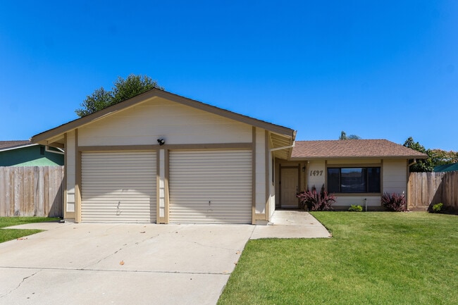 property at 1497 Claremont Dr