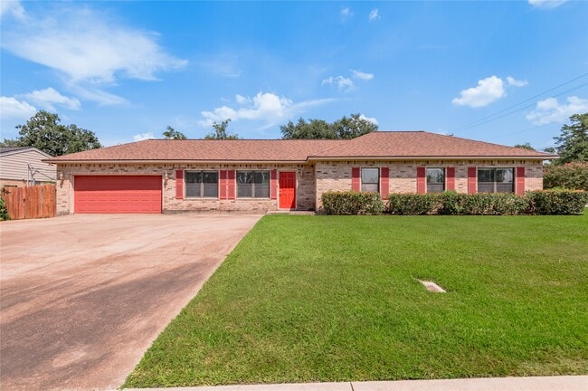 property at 2121 Normal Park Dr
