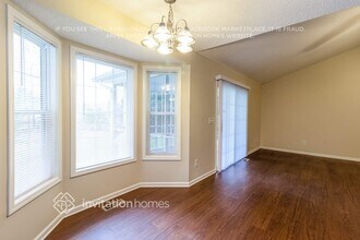 400 Bennington Dr in Stanley, NC - Building Photo - Building Photo