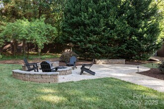 311 S Academy St in Mooresville, NC - Building Photo - Building Photo