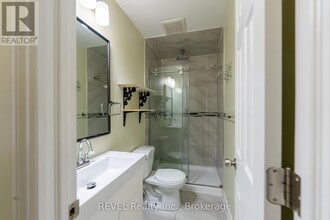 6139 Summer St in Niagara Falls, ON - Building Photo - Building Photo