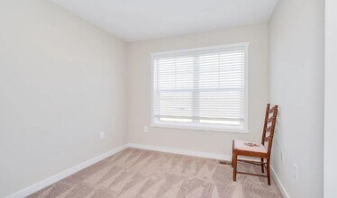 185 Carnes Wy in Martinsburg, WV - Building Photo - Building Photo