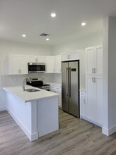 4140 SW 18th St in West Park, FL - Building Photo - Building Photo