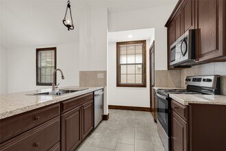 29529 Turnbury Village Dr in Spring, TX - Building Photo - Building Photo