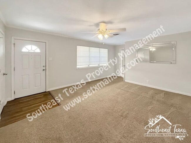 2749 Rose Ave in Groves, TX - Building Photo - Building Photo