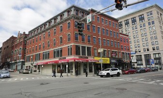 426 Main St in Worcester, MA - Building Photo