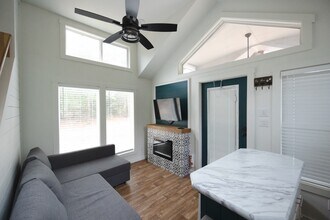 13570 FM14 in Tyler, TX - Building Photo - Building Photo