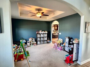 N60W13701 Weyerhaven Dr in Menomonee Falls, WI - Building Photo - Building Photo