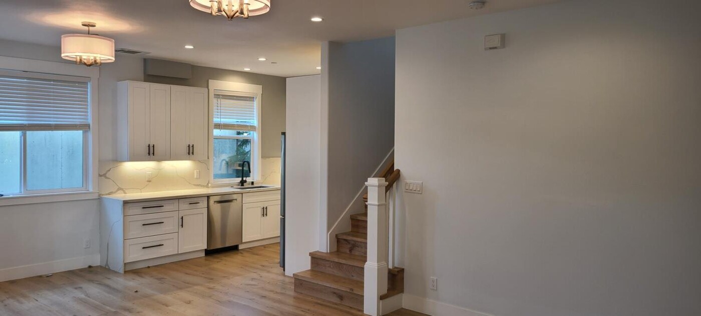 316 Grand Blvd in San Mateo, CA - Building Photo