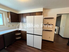 1656 S Fairway Dr in Pocatello, ID - Building Photo - Building Photo