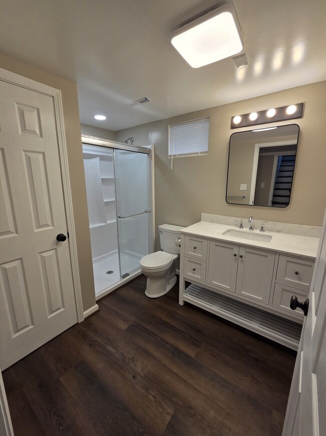 611 Austin Ln in Herndon, VA - Building Photo - Building Photo