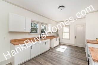 115 Kansas St in Greendale, IN - Building Photo - Building Photo