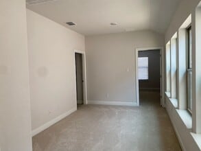803 Tennessee Dr in Euless, TX - Building Photo - Building Photo
