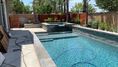 5448 Turin Way in Fontana, CA - Building Photo - Building Photo