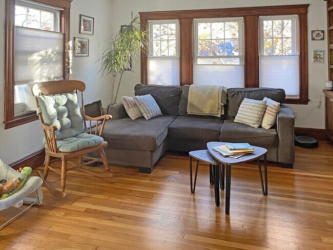 159 Forest Hills St in Boston, MA - Building Photo - Building Photo