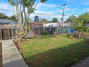 4888 Clairemont Dr in San Diego, CA - Building Photo - Building Photo
