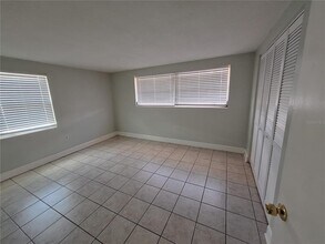 7317 Star Dust Dr in Port Richey, FL - Building Photo - Building Photo