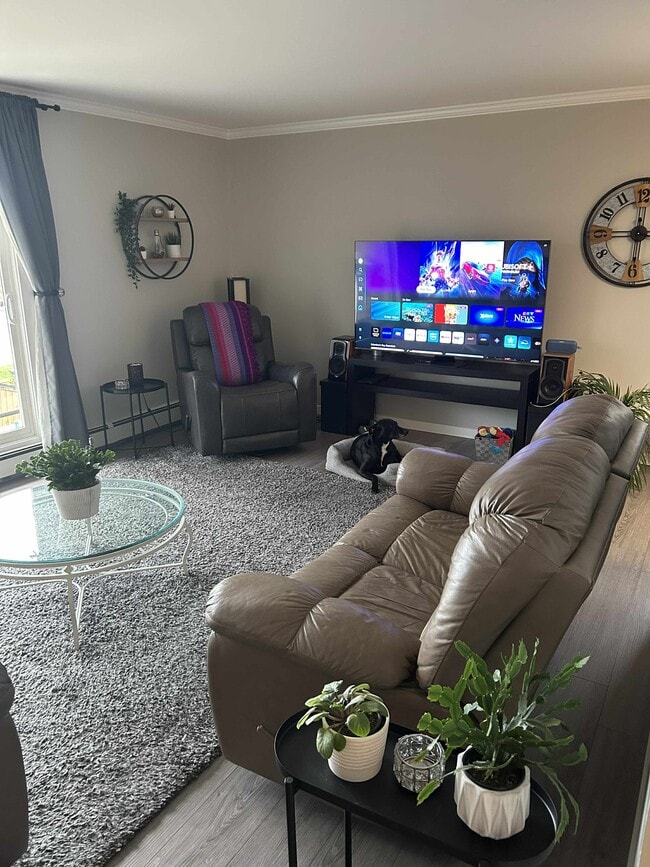 property at 255 Hirst Av W