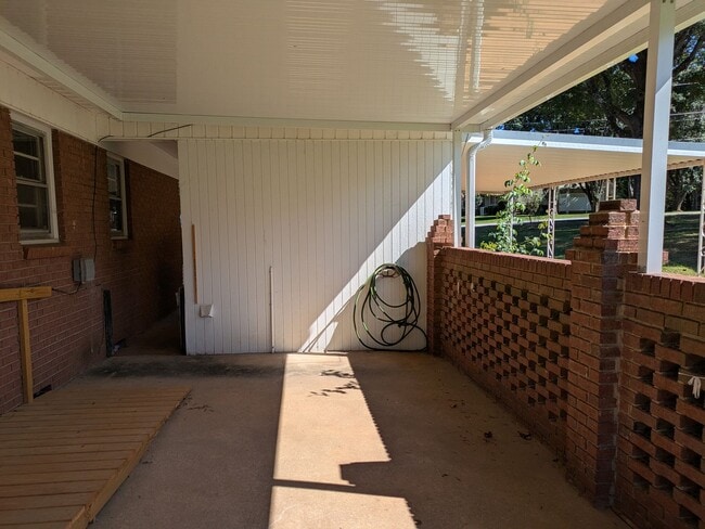 604 8th Ave SW in Conover, NC - Building Photo - Building Photo