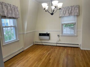 4021 214th Pl in Queens, NY - Building Photo - Building Photo