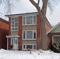 79 Albert Ave in Toronto, ON - Building Photo