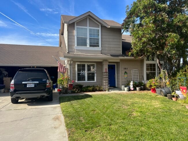 property at 385 Redwood Heights Ct