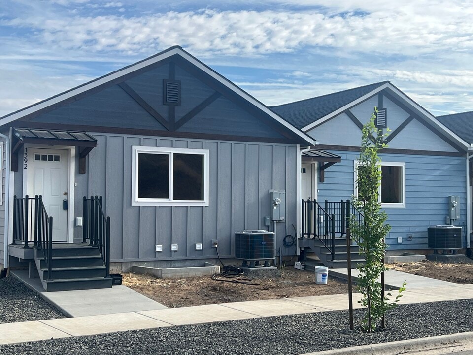 1424 Edington Ave in Moscow, ID - Building Photo