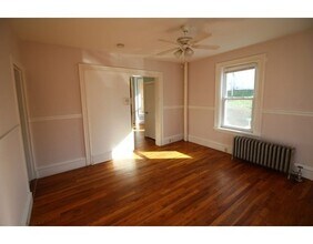 90 Mt Vernon St-Unit -1 in Lowell, MA - Building Photo - Building Photo