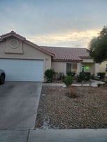 6355 Belgium Dr in Las Vegas, NV - Building Photo