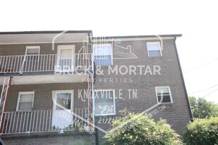 500 Farragut Ave in Knoxville, TN - Building Photo