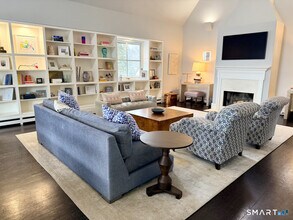 15 Harrison St in Salisbury, CT - Building Photo - Building Photo