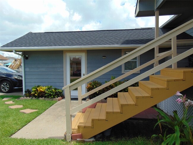 property at 715-731 31st St