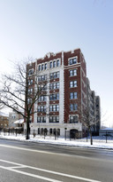 7456 S Shore Dr in Chicago, IL - Foto de edificio - Building Photo