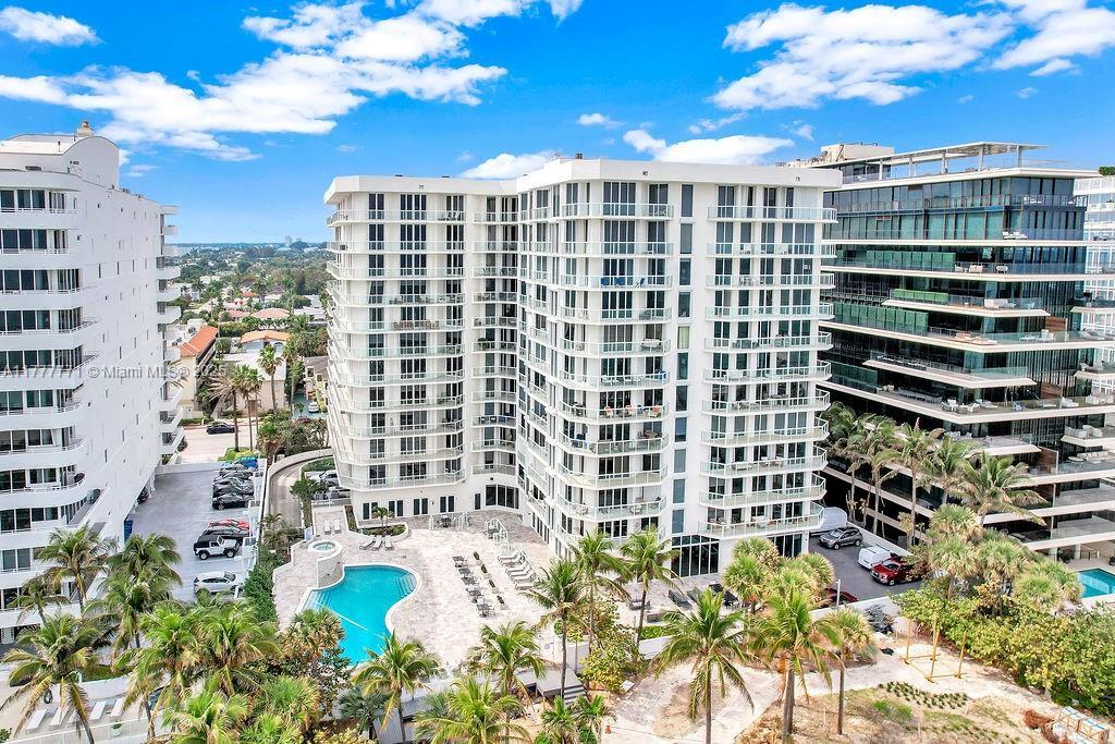 8925 Collins Ave in Surfside, FL - Building Photo