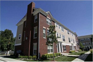 70 Florence St, Unit 70 Florence St in Carmel, IN - Building Photo - Building Photo