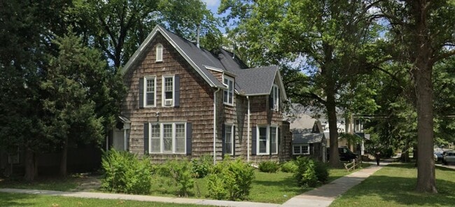 property at 1544 D St